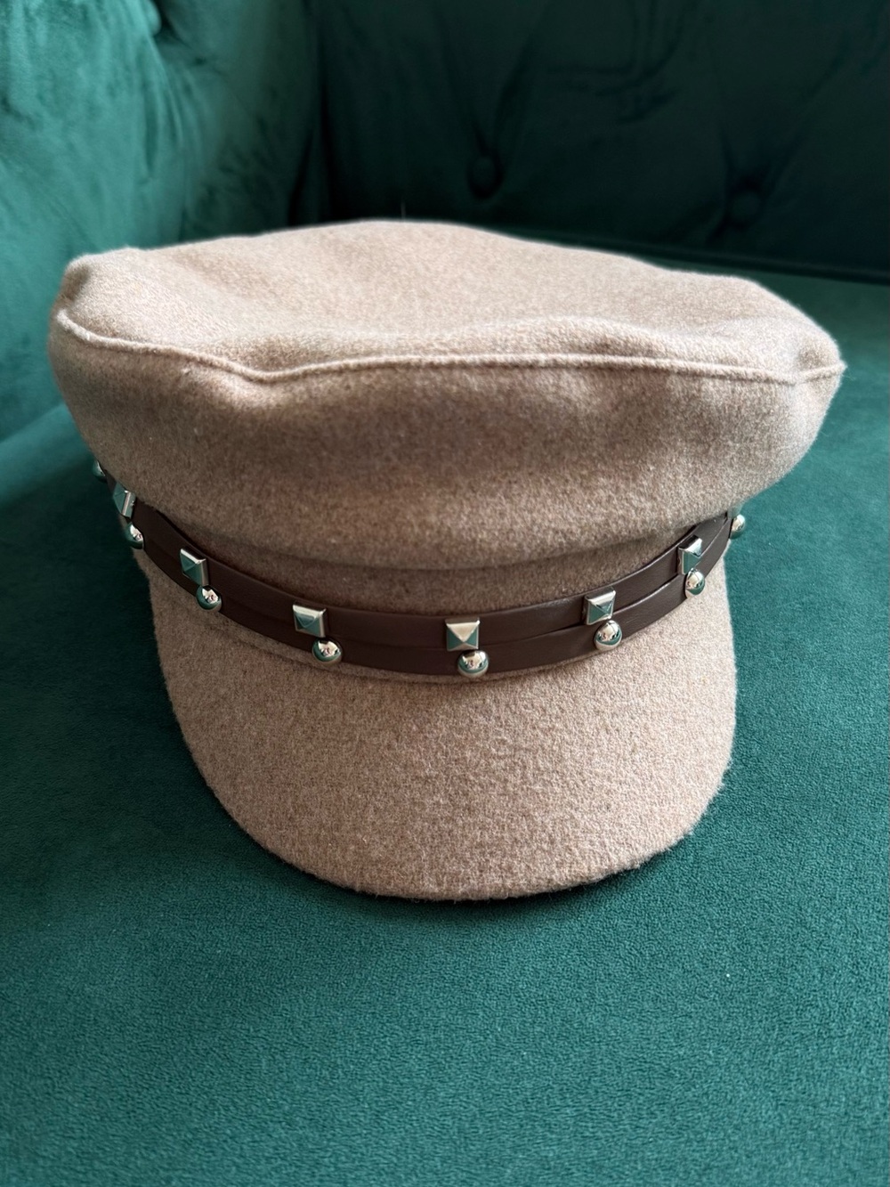Vince Camuto Beige Wool Newsboy Cap with Studded Brown Band